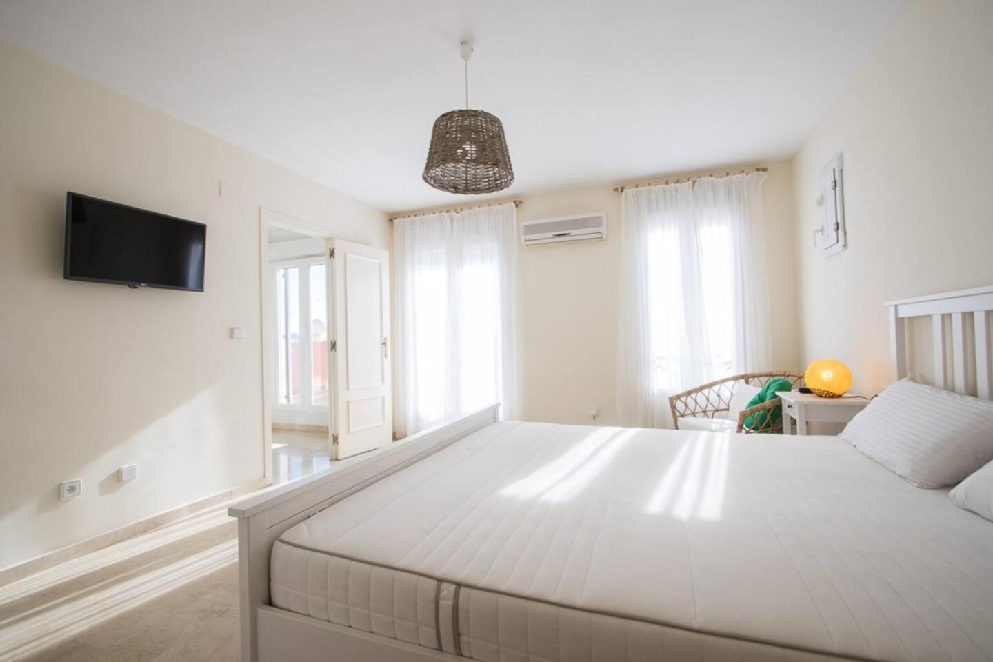 Asia Gardens Villa With Private Pool In Benidorm Кала-де-Финистрат Экстерьер фото