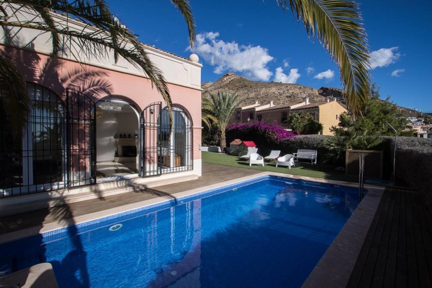 Asia Gardens Villa With Private Pool In Benidorm Кала-де-Финистрат Экстерьер фото