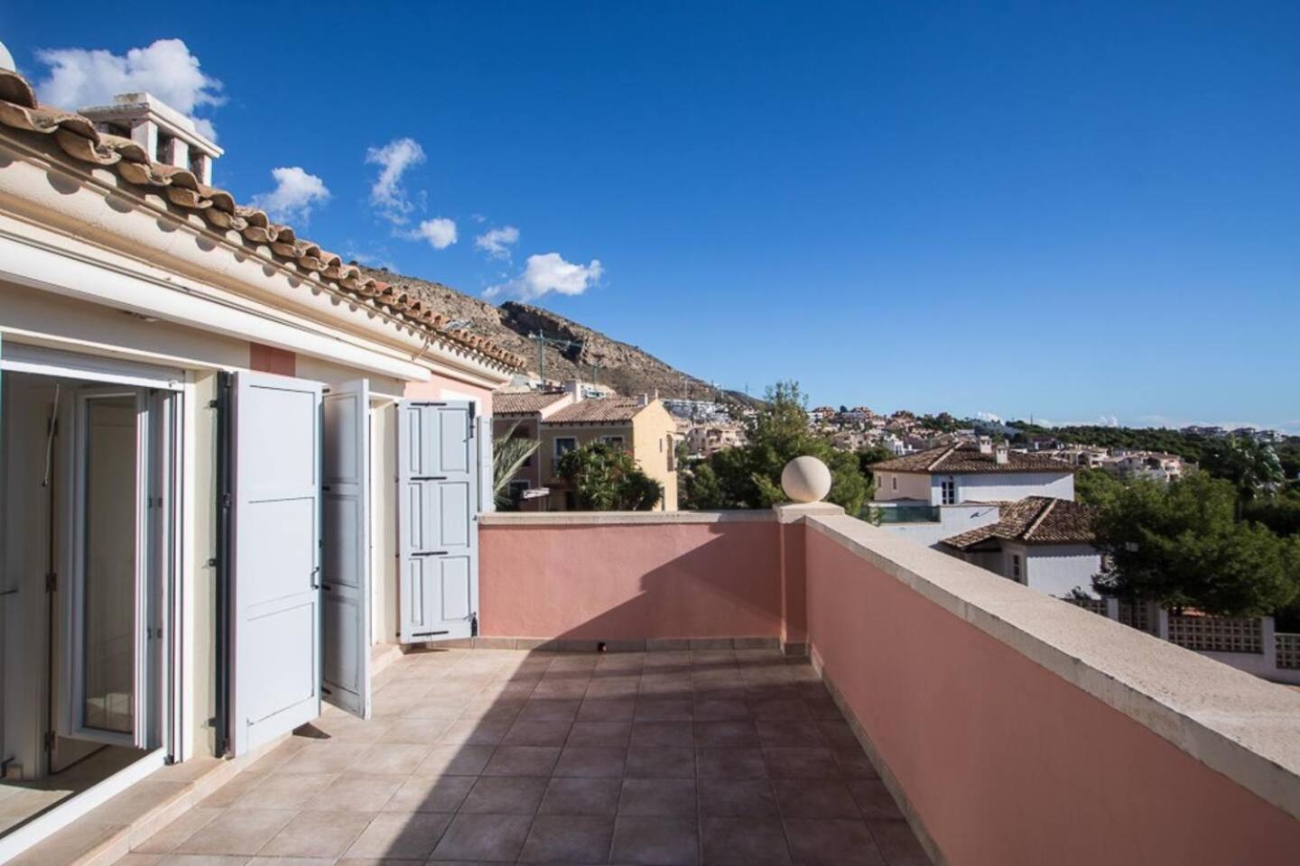 Asia Gardens Villa With Private Pool In Benidorm Кала-де-Финистрат Экстерьер фото
